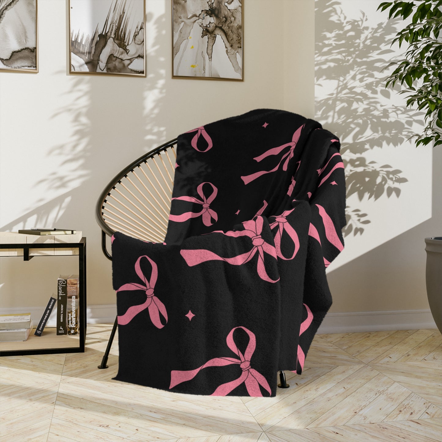 Black with Pink Bows Microfiber Blanket