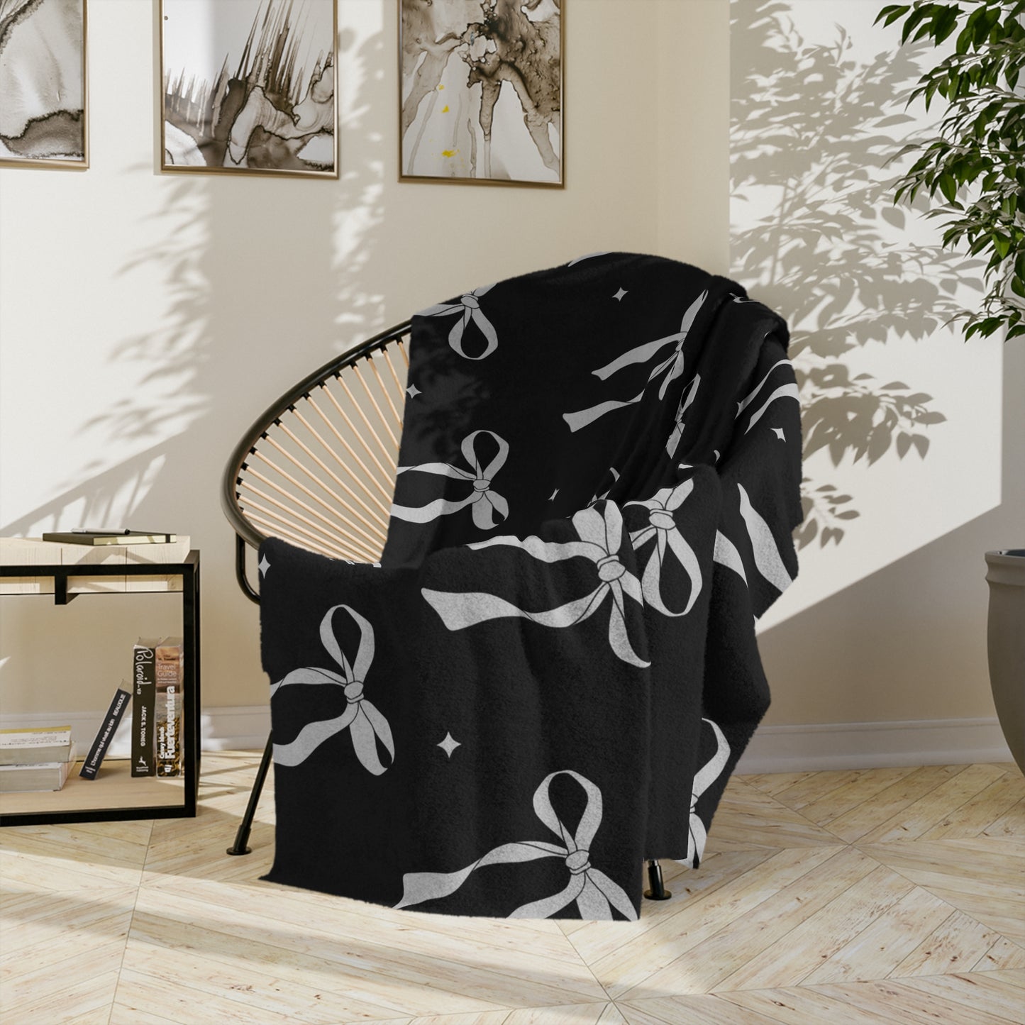 Black with White Bows Microfiber Blanket